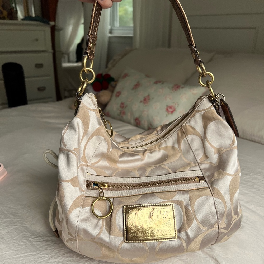 Viral vintage coach poppy shoulder bag